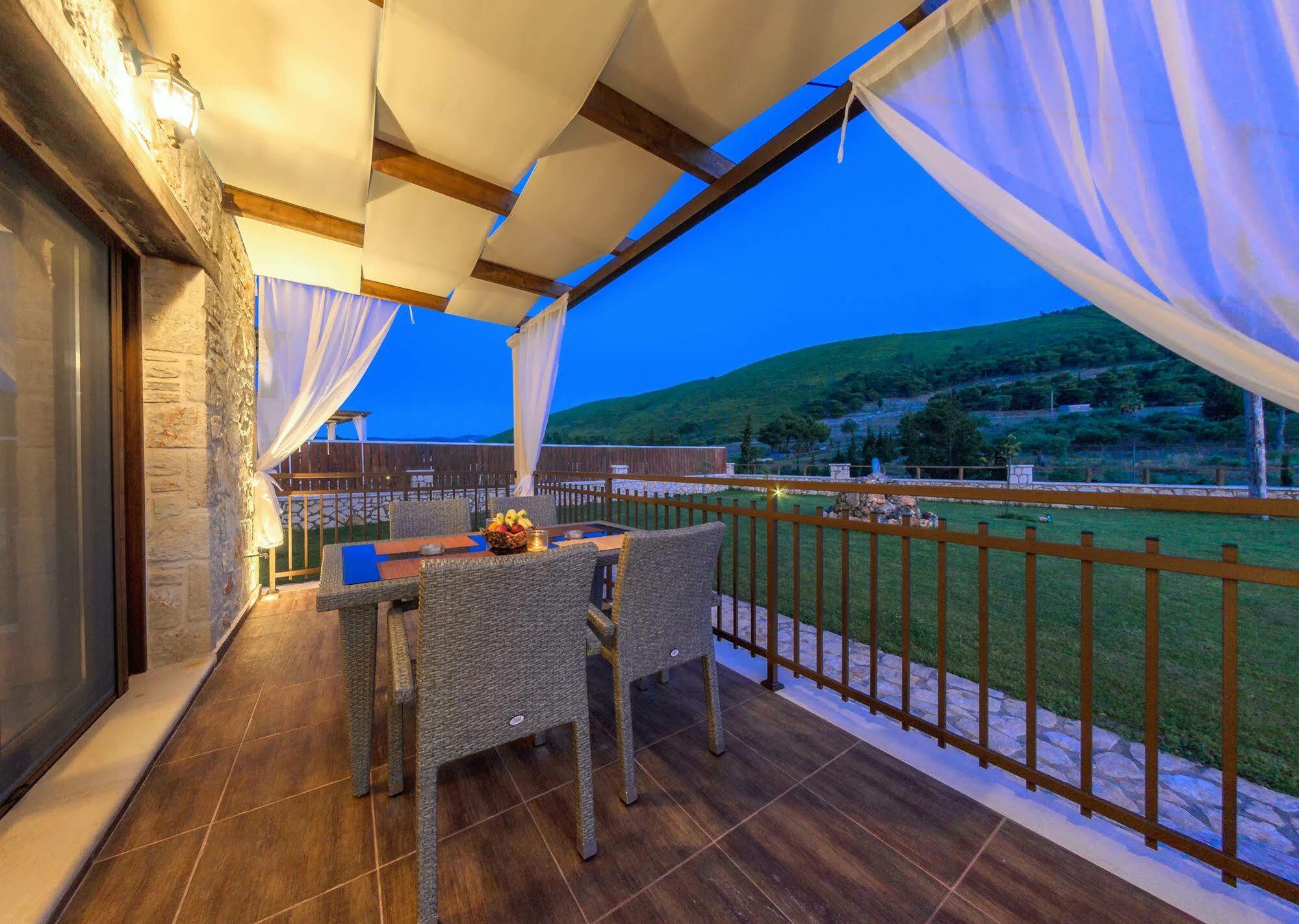 Eden Villas Anafonítria Buitenkant foto